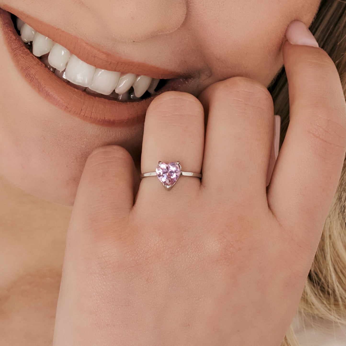 ANELLO DONNA IN ACCIAIO CON CRISTALLO ROSA A FORMA DI CUORE Luca Barra