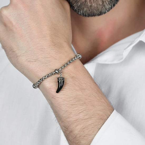 BRACCIALE UOMO IN ACCIAIO CON CORNO CON SMALTO NERO