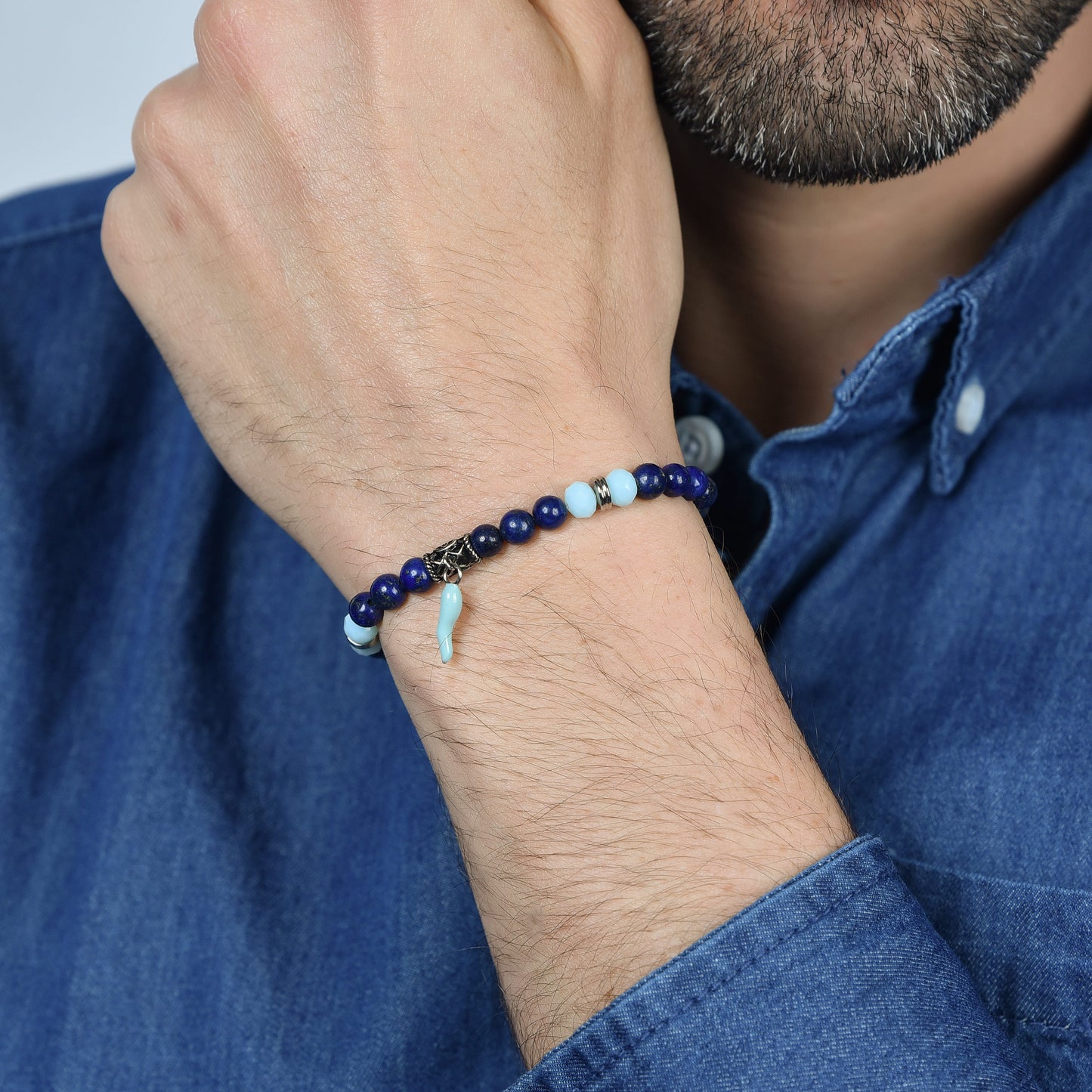 BRACCIALE UOMO ELASTICO CON PIETRE BLU E VERDI E CORNO TURCHESE