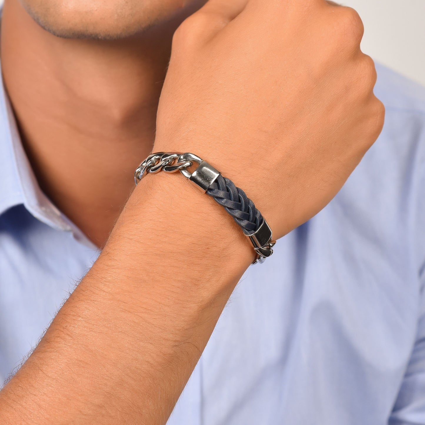 BRACCIALE UOMO IN ACCIAIO CON ELEMENTO IN CUOIO BLU