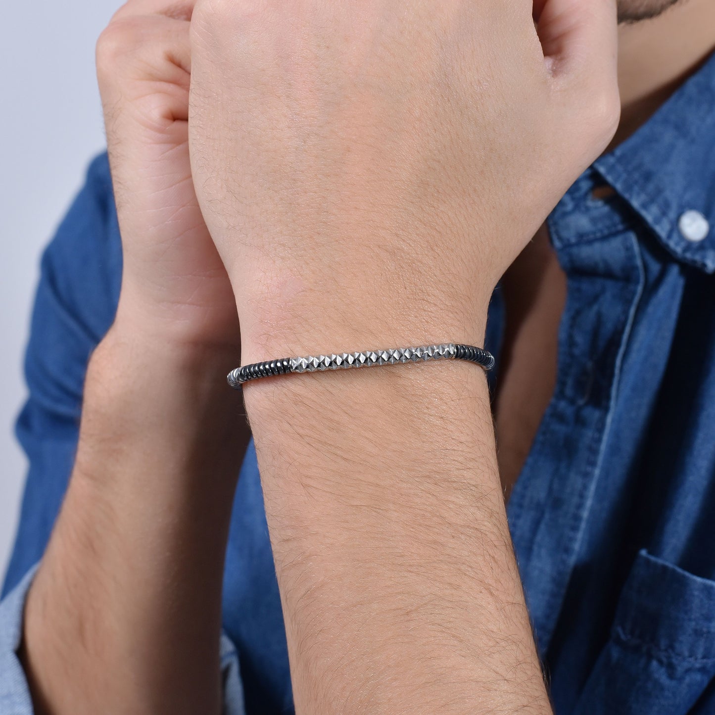 BRACCIALE UOMO IN ACCIAIO EMATITE GRIGIA