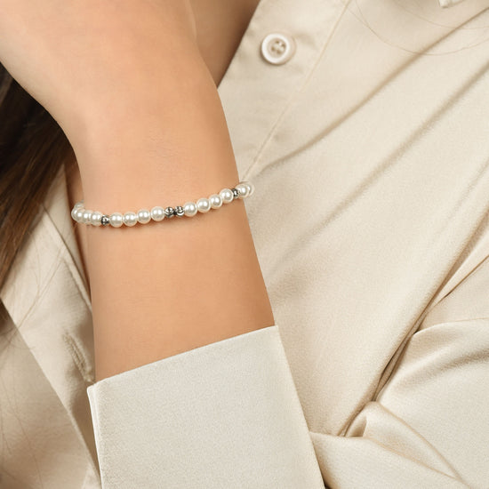 BRACCIALE DONNA IN ACCIAIO CON PERLE ED ELEMENTI IN ACCIAIO