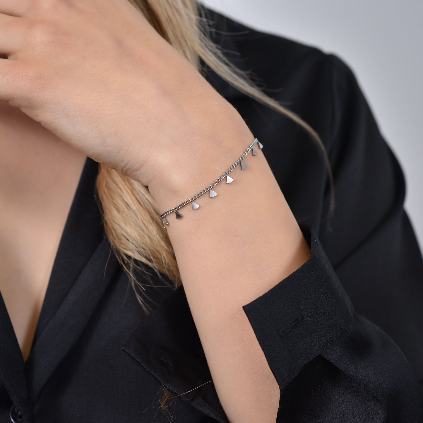 BRACCIALE DONNA IN ACCIAIO CON TRIANGOLI